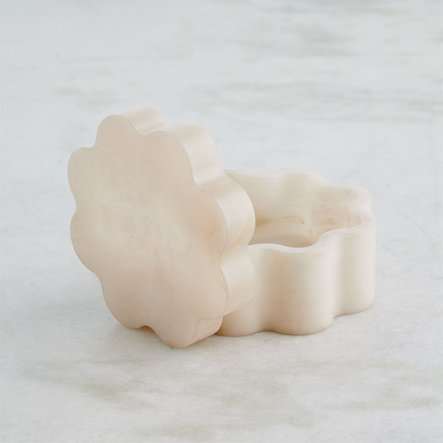 Cumulus Alabaster Wide Boxes - Cream